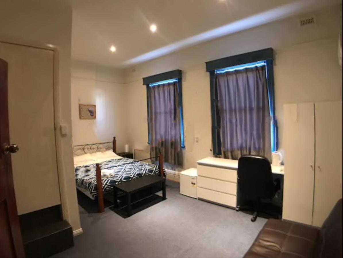 Malvern Backpackers Melbourne Exterior photo